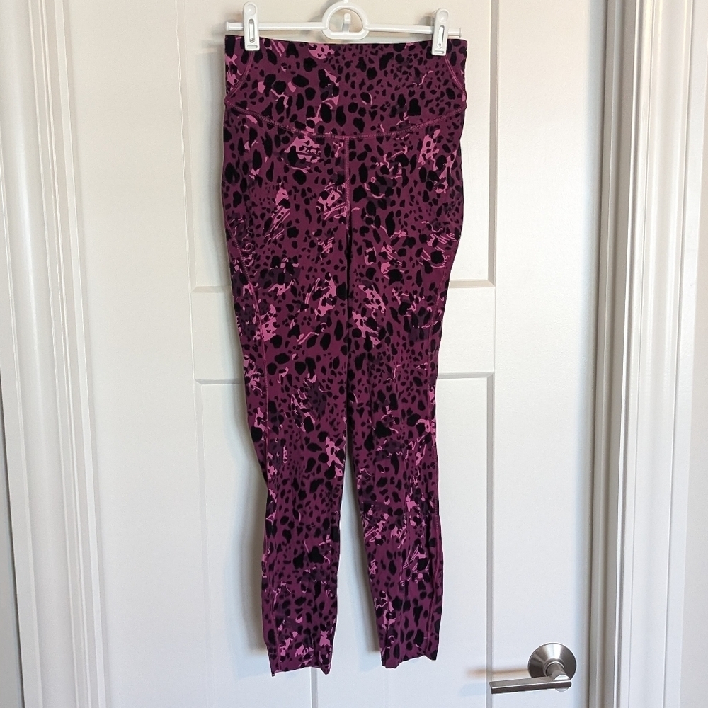 Lululemon HR Base Pace 25" Leggings - Cheetah Camo Magenta Purple sz 6